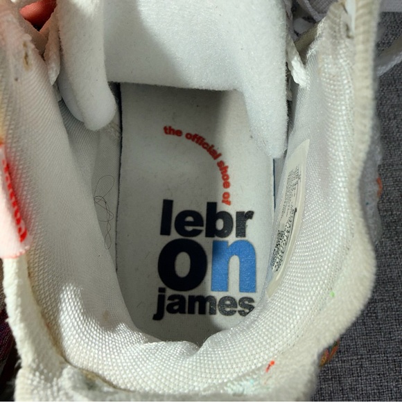 Nike LeBron 17 Air Command Force Basketball Sneakers - Picture 9 of 10